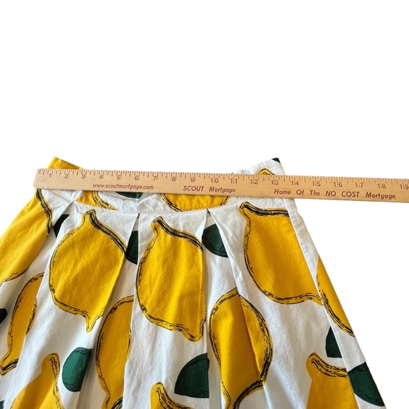 Chicwish Skirt Size M Bright Lemon Print On White A Line Zip 40% Wool Box Pleats - Picture 11 of 13